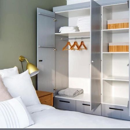 Bright 1Bedroom Apartment Centrally Located With Most Beautiful Views From Seine At 10 Minutes Walking From Beaugrenelle Shopping Mall And Eiffel Tower Paris Exterior photo