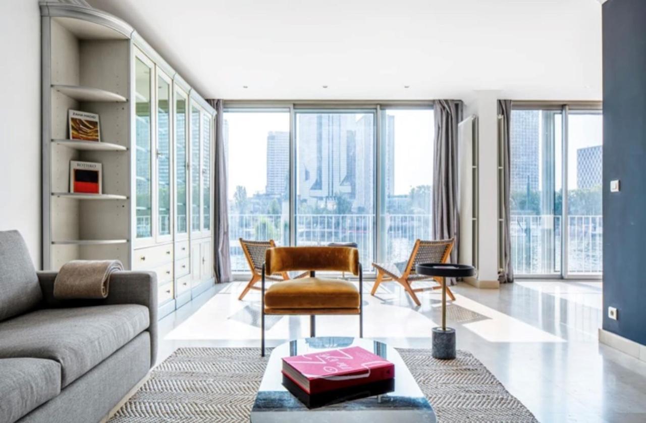 Bright 1Bedroom Apartment Centrally Located With Most Beautiful Views From Seine At 10 Minutes Walking From Beaugrenelle Shopping Mall And Eiffel Tower Paris Exterior photo